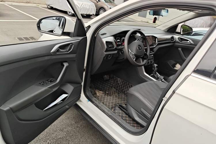 Used Volkswagen T-Cross 2021 280TSI DSG Comfort Edition Driver Seat