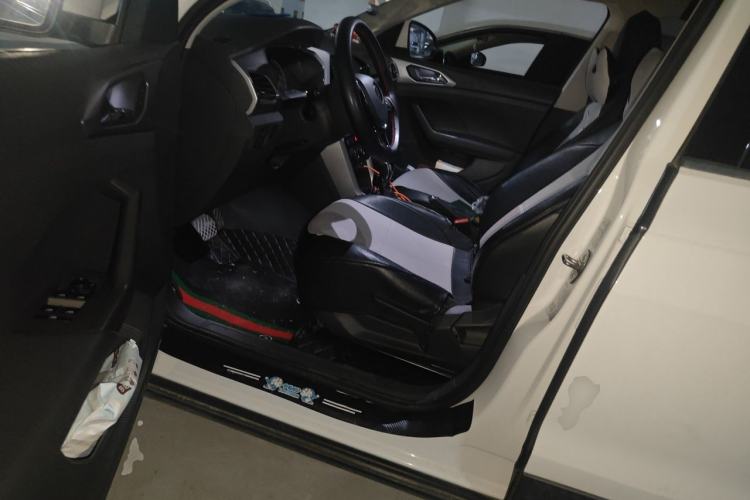 Used Volkswagen T-Cross 2021 280TSI DSG Comfort Edition Driver Seat