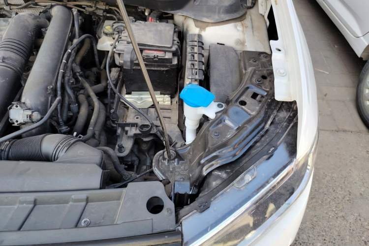 Used Volkswagen T-Cross 2021 280TSI DSG Comfort Edition Engine Bay Left