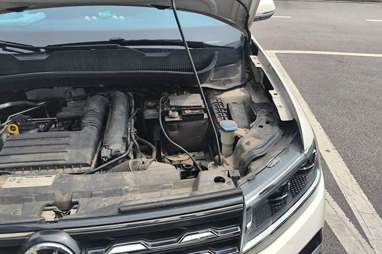Used Volkswagen T-Cross 2021 280TSI DSG Comfort Edition Engine Bay Left