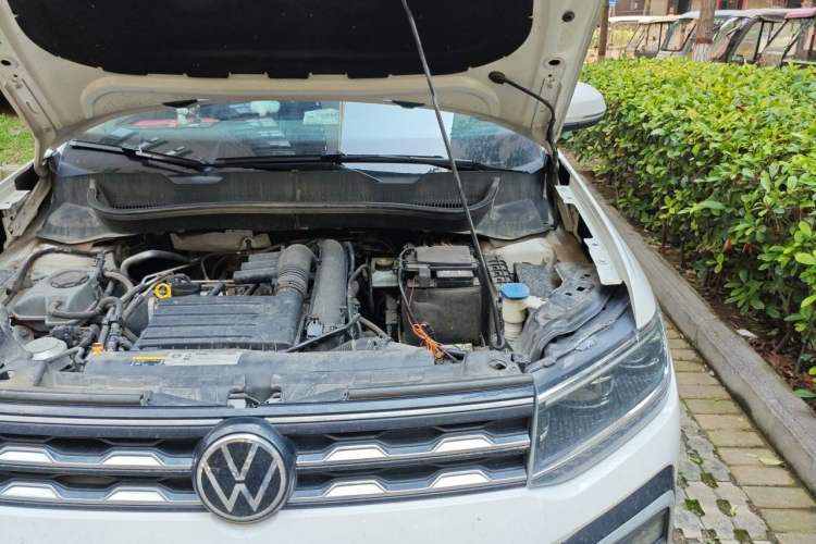 Used Volkswagen T-Cross 2021 280TSI DSG Comfort Edition Engine Bay Left