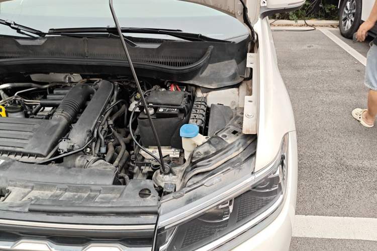 Used Volkswagen T-Cross 2021 280TSI DSG Comfort Edition Engine Bay Left