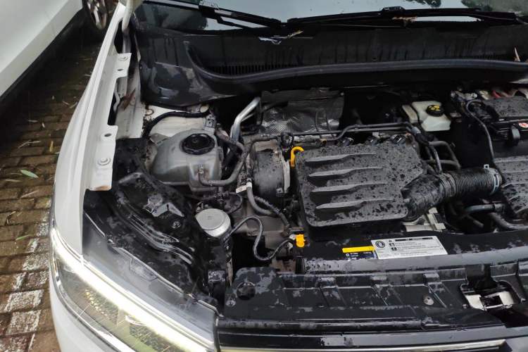 Used Volkswagen T-Cross 2021 1.5L Automatic Comfort Edition Engine Bay Right