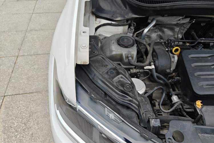 Used Volkswagen T-Cross 2021 1.5L Automatic Fashion Edition Engine Bay Right