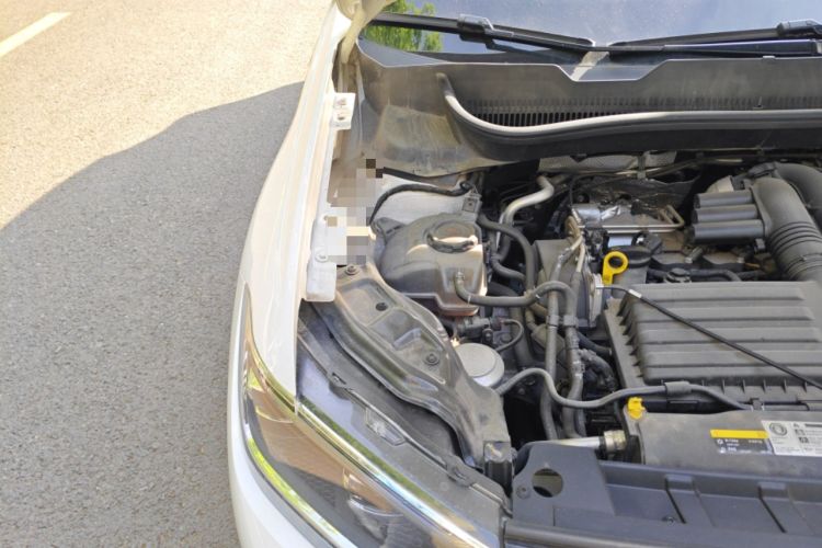 Used Volkswagen T-Cross 2021 280TSI DSG Comfort Edition Engine Bay Right