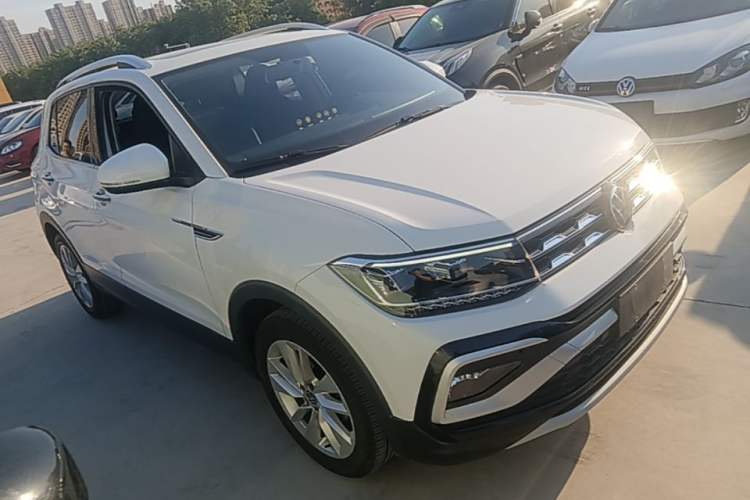 Used Volkswagen T-Cross 2021 1.5L Automatic Comfort Edition Front Right 45 Deg