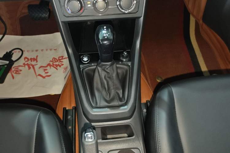 Used Volkswagen T-Cross 2021 1.5L Automatic Fashion Edition Gear Lever