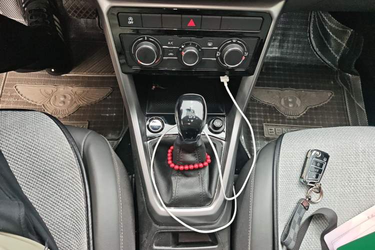 Used Volkswagen T-Cross 2021 1.5L Automatic Comfort Edition Gear Lever