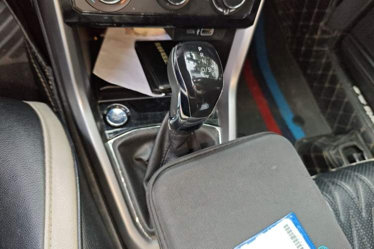 Used Volkswagen T-Cross 2021 280TSI DSG Comfort Edition Gear Lever