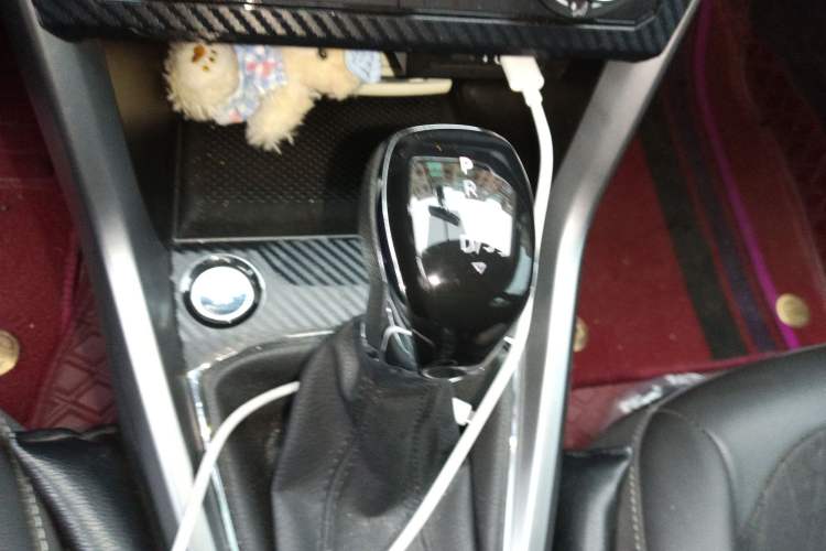 Used Volkswagen T-Cross 2021 1.5L Automatic Comfort Edition Gear Lever