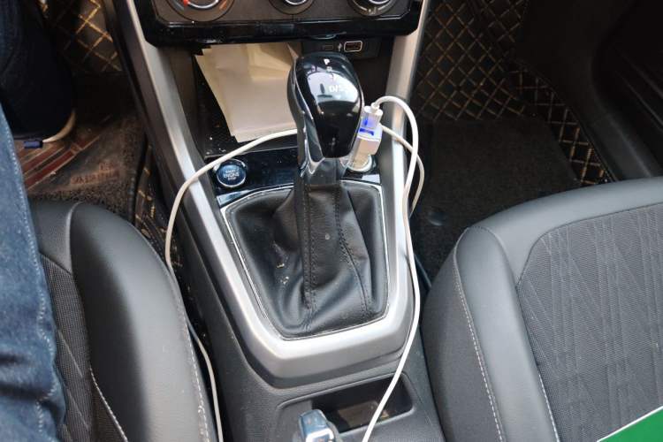 Used Volkswagen T-Cross 2021 1.5L Automatic Comfort Edition Gear Lever