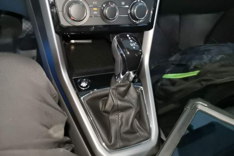 Used Volkswagen T-Cross 2021 1.5L Automatic Comfort Edition Gear Lever