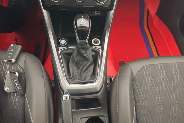 Used Volkswagen T-Cross 2021 280TSI DSG Comfort Edition Gear Lever