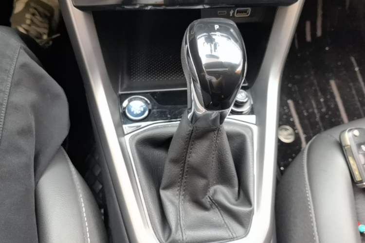 Used Volkswagen T-Cross 2021 280TSI DSG Comfort Edition Gear Lever