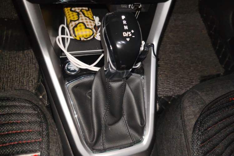 Used Volkswagen T-Cross 2021 280TSI DSG Comfort Edition Gear Lever