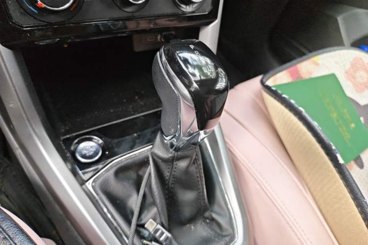 Used Volkswagen T-Cross 2021 1.5L Automatic Comfort Edition Gear Lever