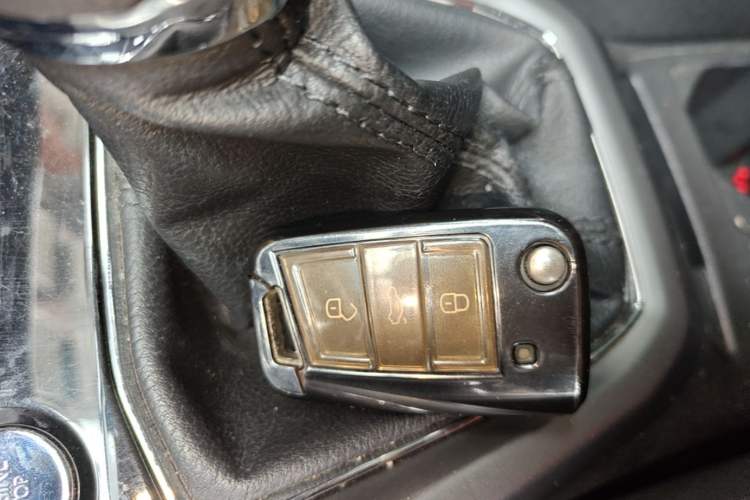 Used Volkswagen T-Cross 2021 280TSI DSG Comfort Edition Interior 1