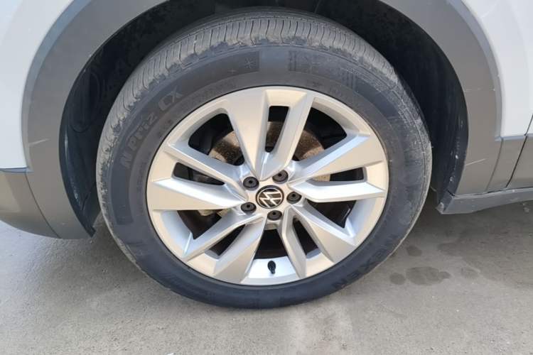 Used Volkswagen T-Cross 2021 280TSI DSG Comfort Edition Left Front Wheel Hub