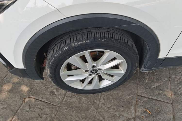 Used Volkswagen T-Cross 2021 280TSI DSG Comfort Edition Left Front Wheel Hub