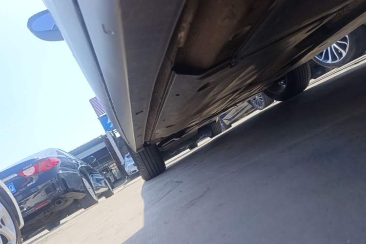 Used Volkswagen T-Cross 2021 280TSI DSG Comfort Edition Left Side Sill