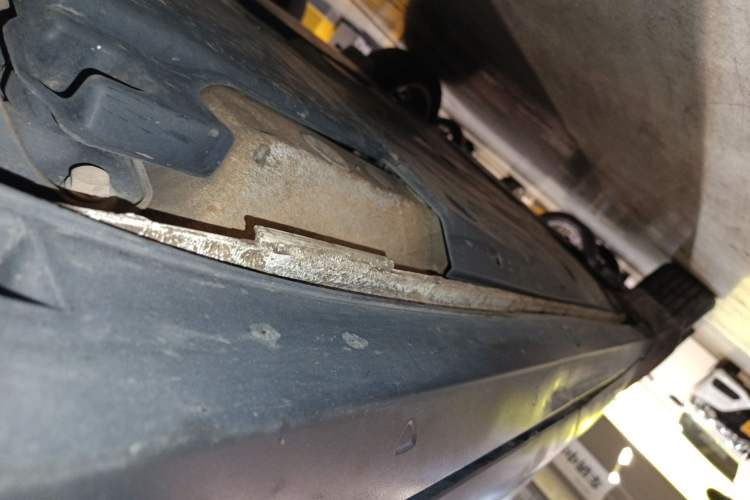 Used Volkswagen T-Cross 2021 280TSI DSG Comfort Edition Left Side Sill