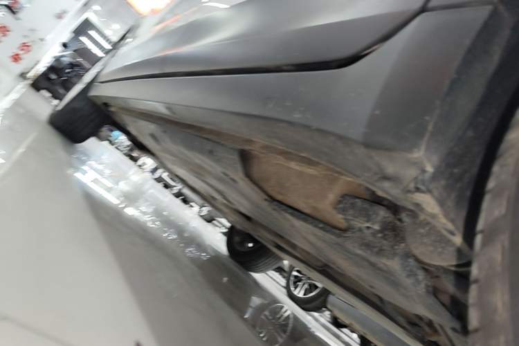 Used Volkswagen T-Cross 2021 1.5L Automatic Comfort Edition Left Side Sill