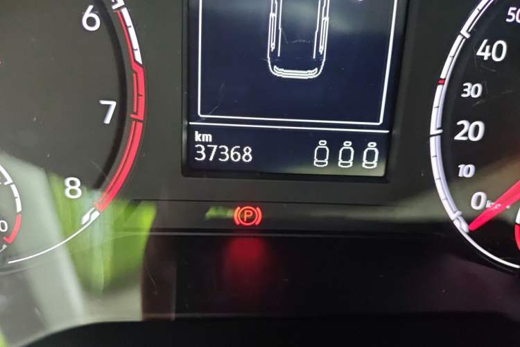 Used Volkswagen T-Cross 2021 1.5L Automatic Comfort Edition Odometer Close Up