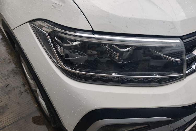 Used Volkswagen T-Cross 2021 1.5L Automatic Comfort Edition Right Front Headlight