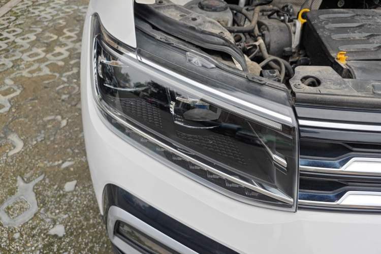 Used Volkswagen T-Cross 2021 1.5L Automatic Comfort Edition Right Front Headlight