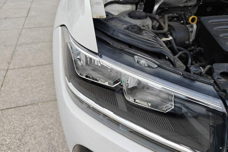 Used Volkswagen T-Cross 2021 1.5L Automatic Fashion Edition Right Front Headlight