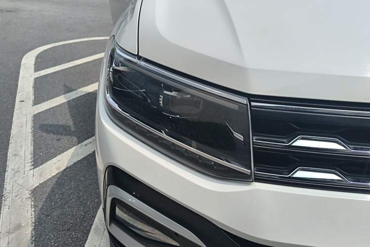 Used Volkswagen T-Cross 2021 280TSI DSG Comfort Edition Right Front Headlight