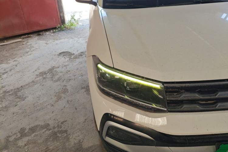 Used Volkswagen T-Cross 2021 280TSI DSG Comfort Edition Right Front Headlight