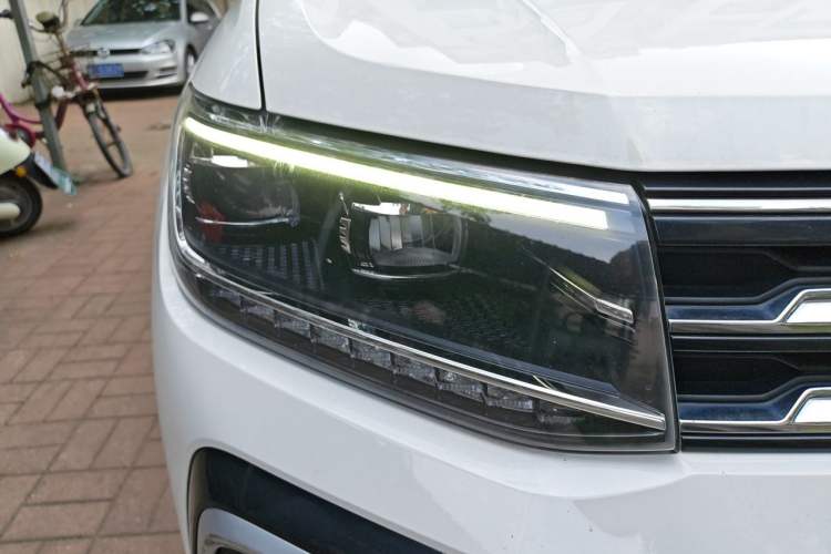 Used Volkswagen T-Cross 2021 1.5L Automatic Comfort Edition Right Front Headlight