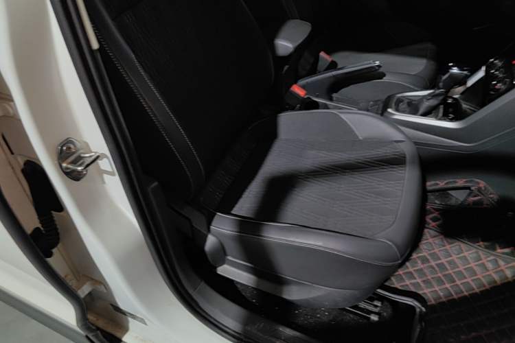 Used Volkswagen T-Cross 2021 1.5L Automatic Comfort Edition Right Front Seat