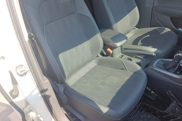 Used Volkswagen T-Cross 2021 280TSI DSG Comfort Edition Right Front Seat