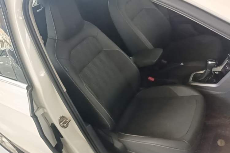 Used Volkswagen T-Cross 2021 280TSI DSG Comfort Edition Right Front Seat