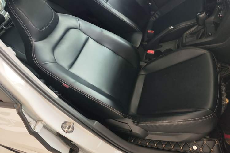 Used Volkswagen T-Cross 2021 1.5L Automatic Fashion Edition Right Front Seat