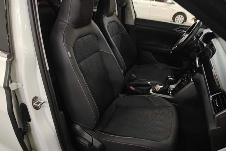 Used Volkswagen T-Cross 2021 280TSI DSG Comfort Edition Right Front Seat