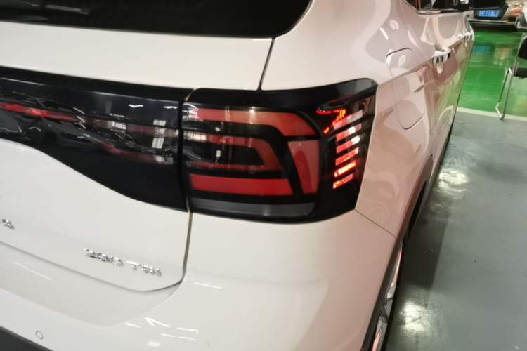Used Volkswagen T-Cross 2021 280TSI DSG Comfort Edition Right Rear Taillight