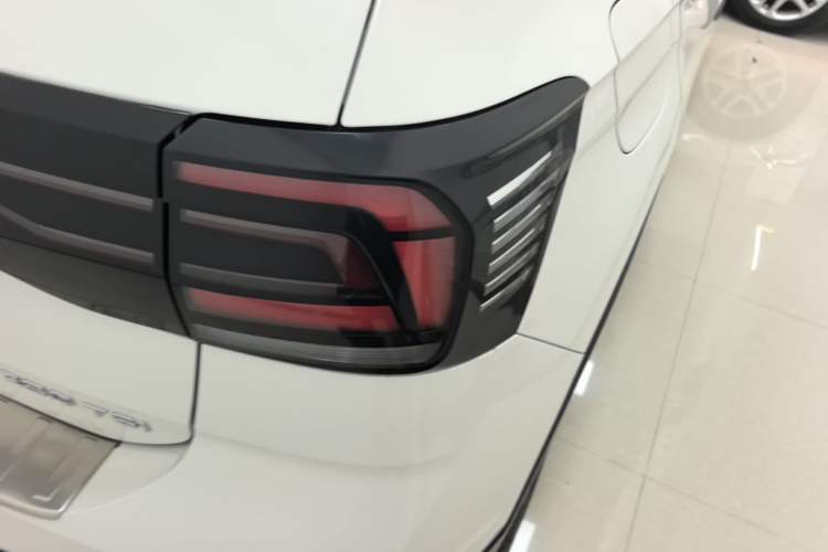 Used Volkswagen T-Cross 2021 280TSI DSG Comfort Edition Right Rear Taillight
