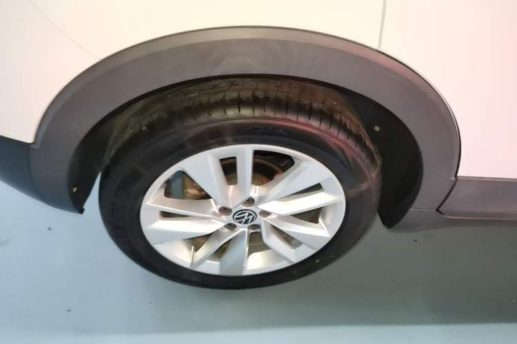 Used Volkswagen T-Cross 2021 280TSI DSG Comfort Edition Right Rear Wheel Hub