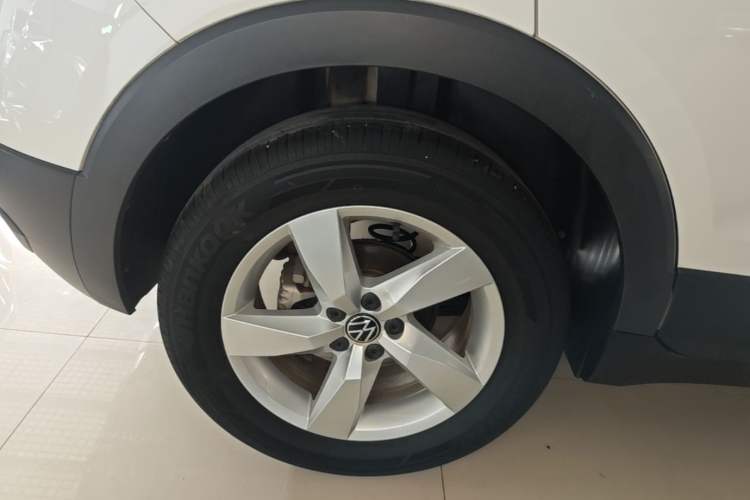 Used Volkswagen T-Cross 2021 1.5L Automatic Fashion Edition Right Rear Wheel Hub