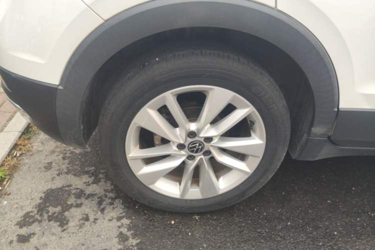 Used Volkswagen T-Cross 2021 280TSI DSG Comfort Edition Right Rear Wheel Hub