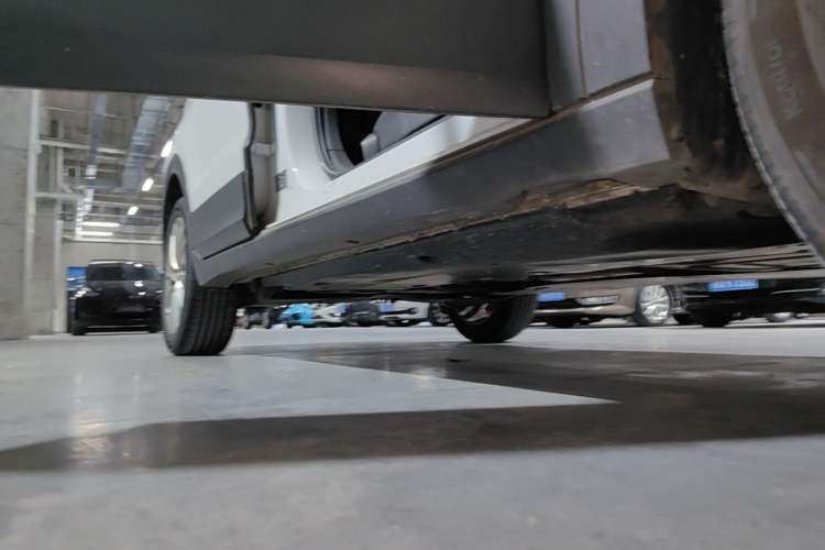 Used Volkswagen T-Cross 2021 1.5L Automatic Comfort Edition Right Side Sill