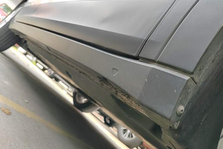 Used Volkswagen T-Cross 2021 280TSI DSG Comfort Edition Right Side Sill