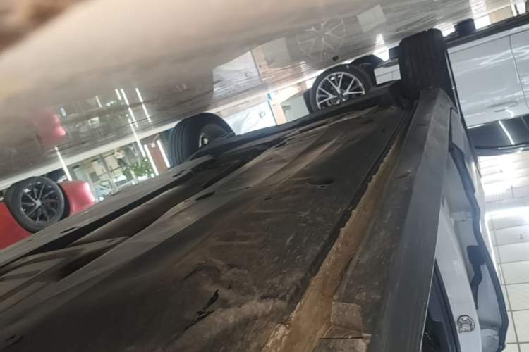 Used Volkswagen T-Cross 2021 280TSI DSG Comfort Edition Right Side Sill
