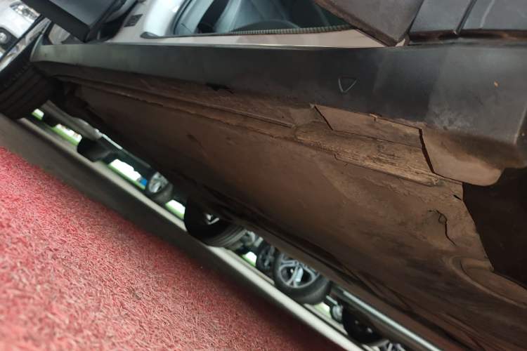 Used Volkswagen T-Cross 2021 280TSI DSG Comfort Edition Right Side Sill