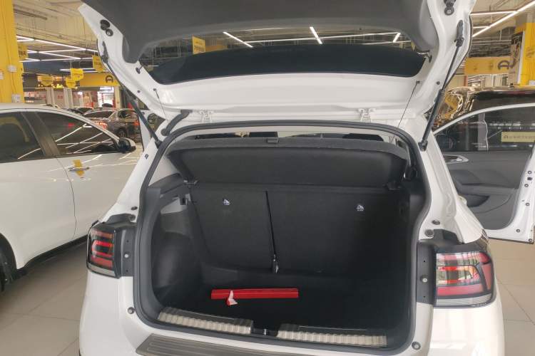 Used Volkswagen T-Cross 2021 280TSI DSG Comfort Edition Trunk