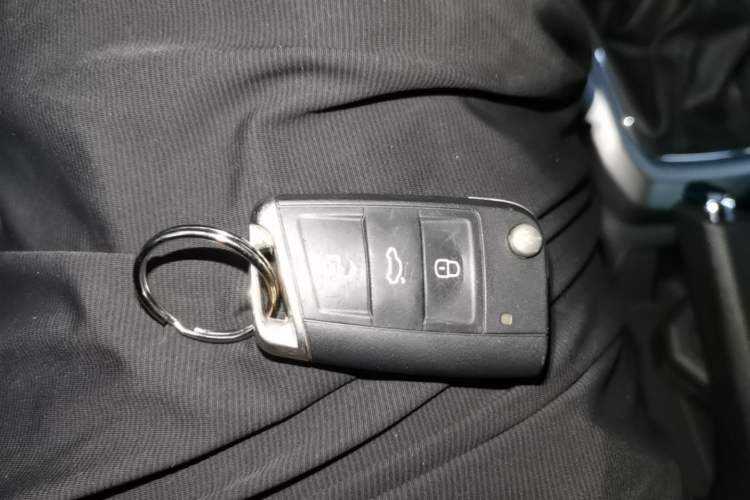 Used Volkswagen T-Cross 2021 1.5L Automatic Comfort Edition Vehicle Key