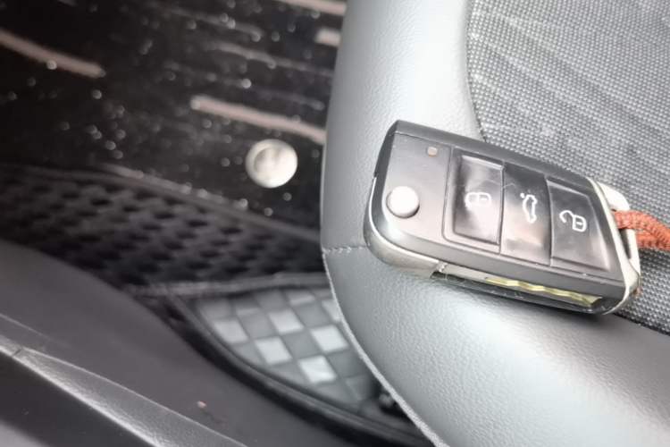 Used Volkswagen T-Cross 2021 280TSI DSG Comfort Edition Vehicle Key